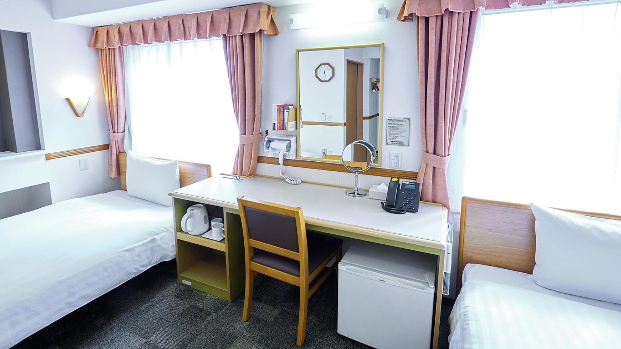 Toyoko Inn Shin-Yamaguchi-Eki Shinkansen-Guchi Δωμάτιο φωτογραφία