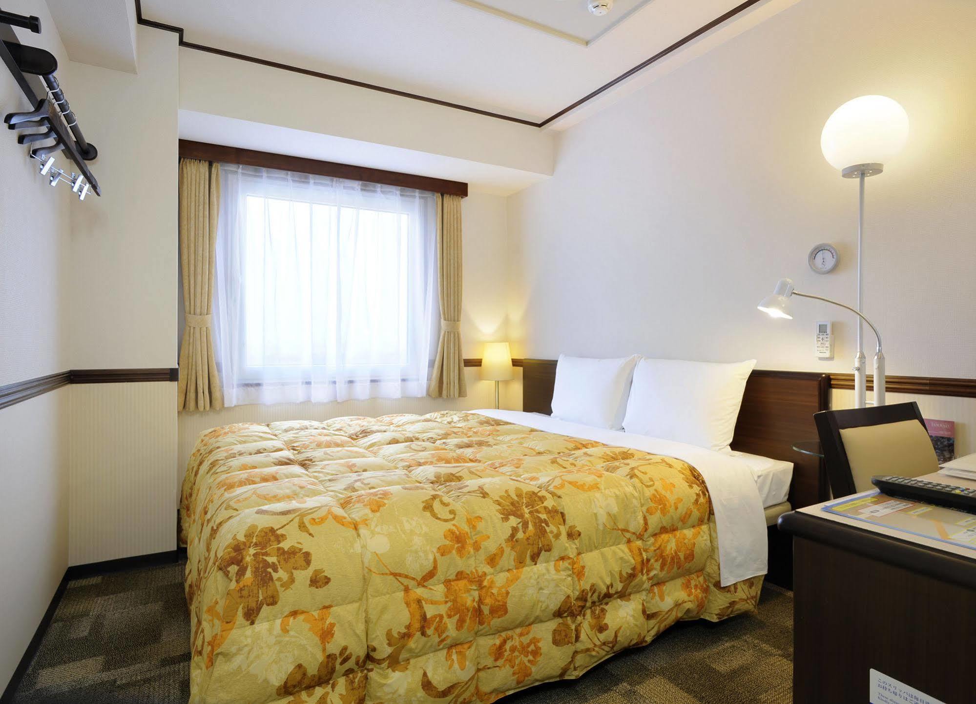 Toyoko Inn Shin-Yamaguchi-Eki Shinkansen-Guchi Εξωτερικό φωτογραφία