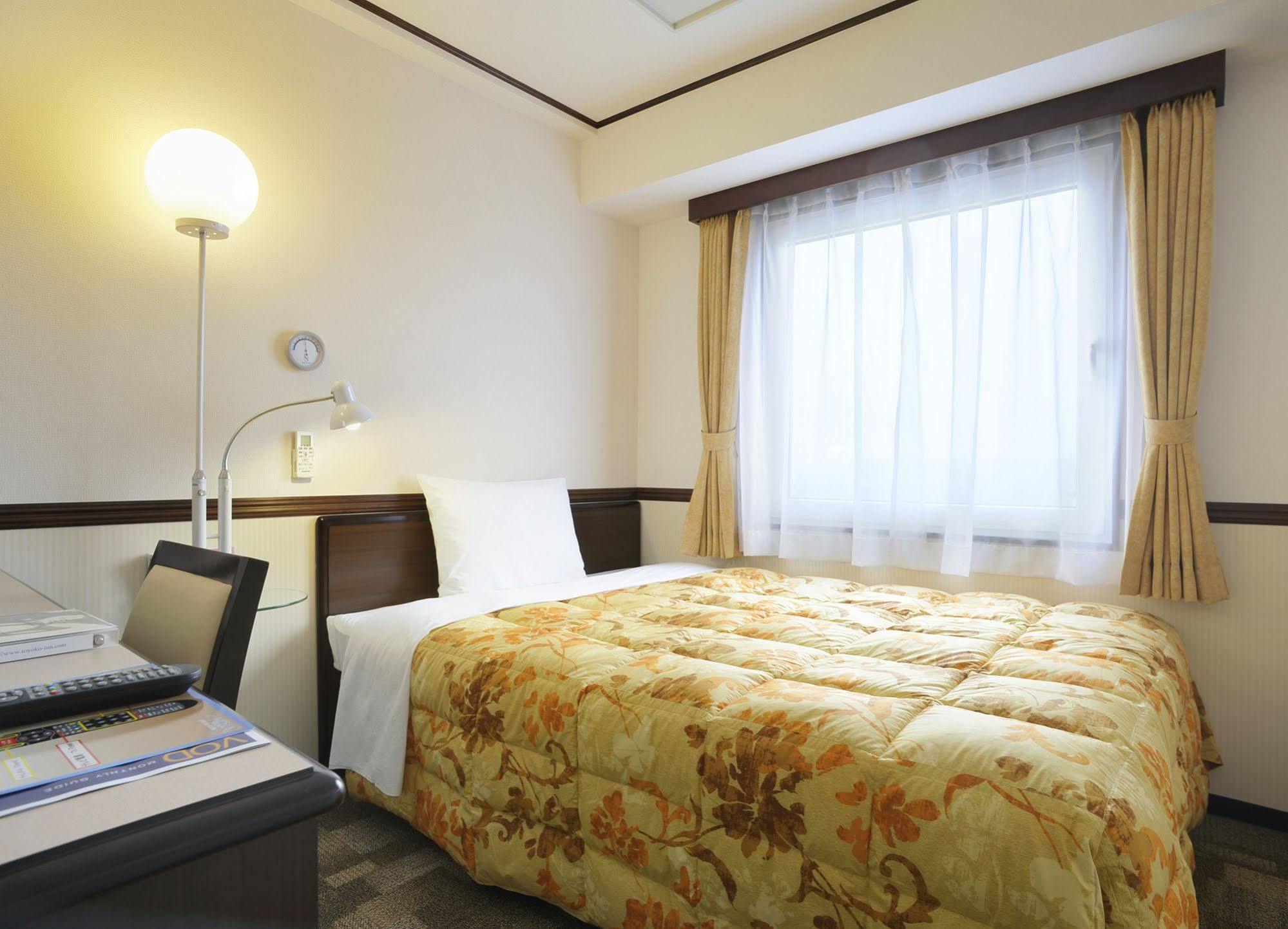 Toyoko Inn Shin-Yamaguchi-Eki Shinkansen-Guchi Εξωτερικό φωτογραφία